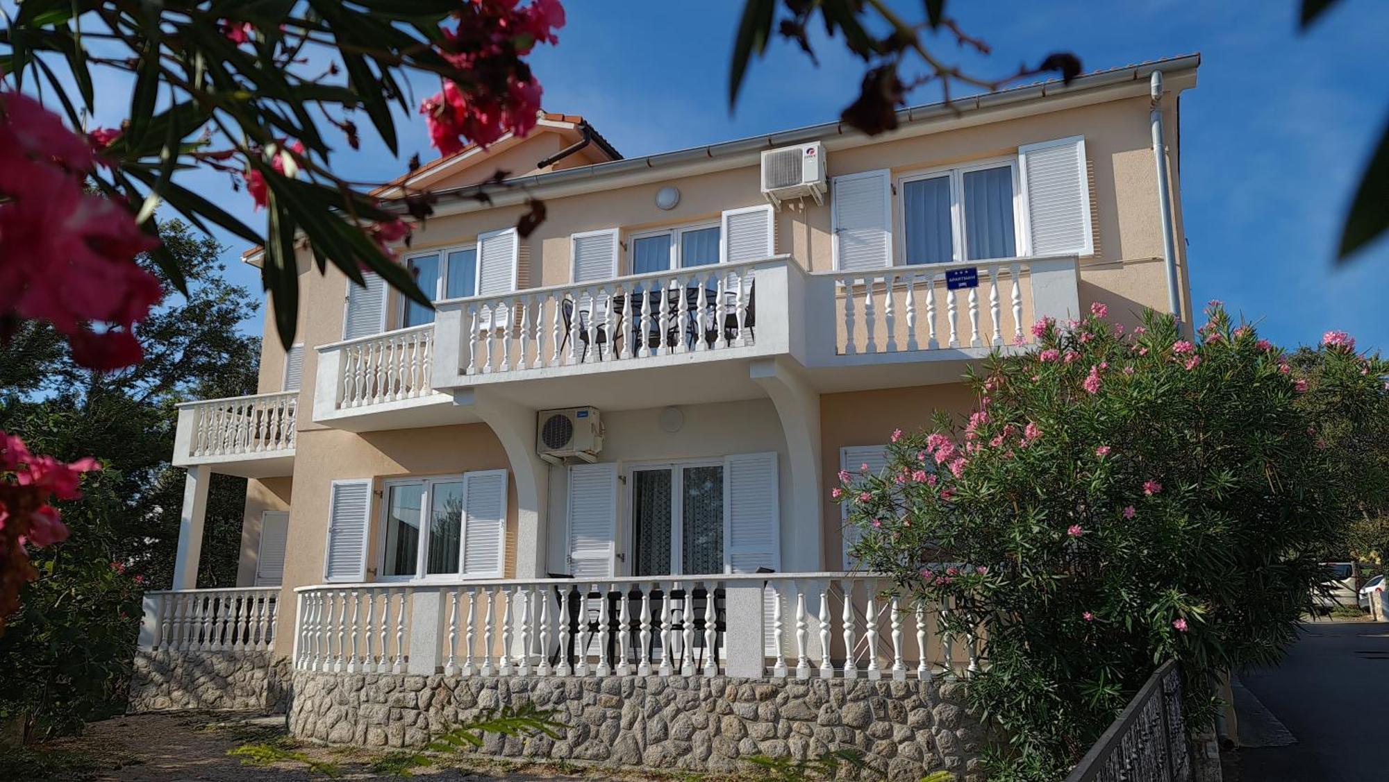 שילו Apartments Mihalic מראה חיצוני תמונה