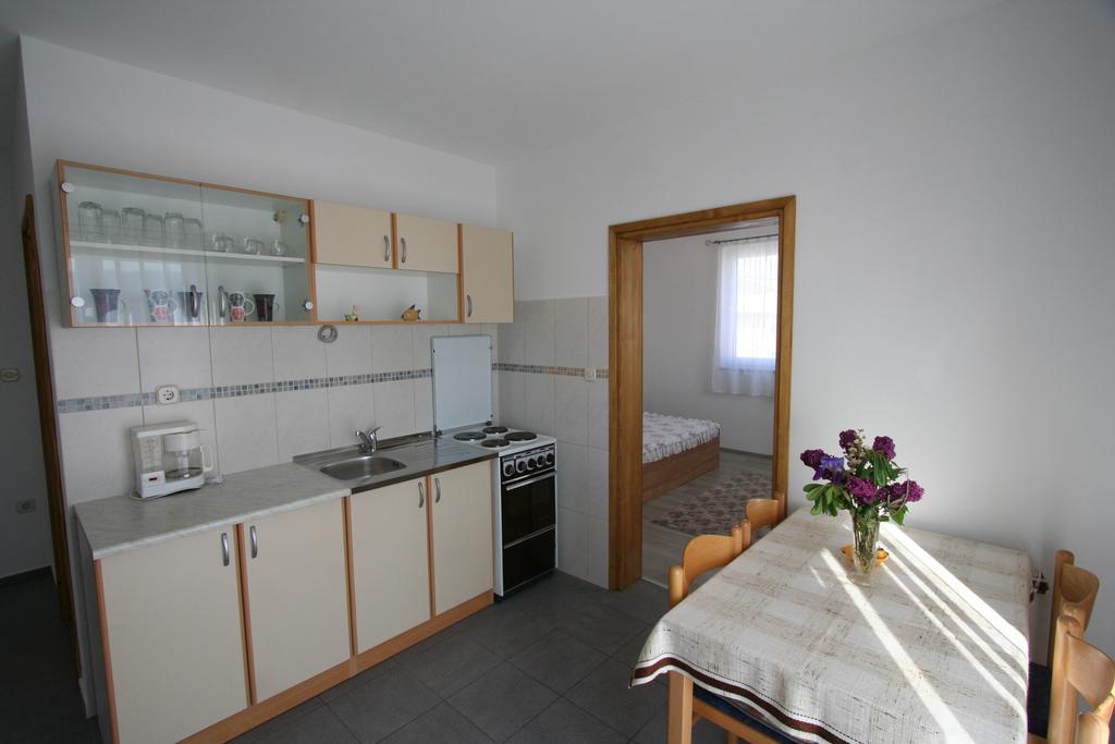 שילו Apartments Mihalic מראה חיצוני תמונה